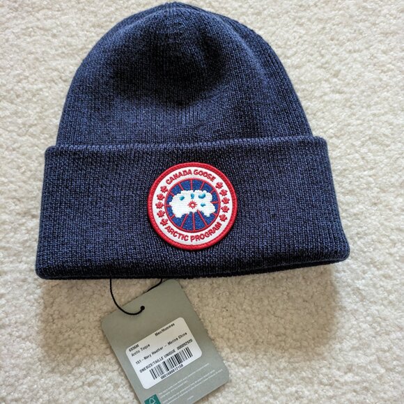 Canada Goose Arctic Toque - Merino Wool - Beanie, Navy Heather - Picture 2 of 6
